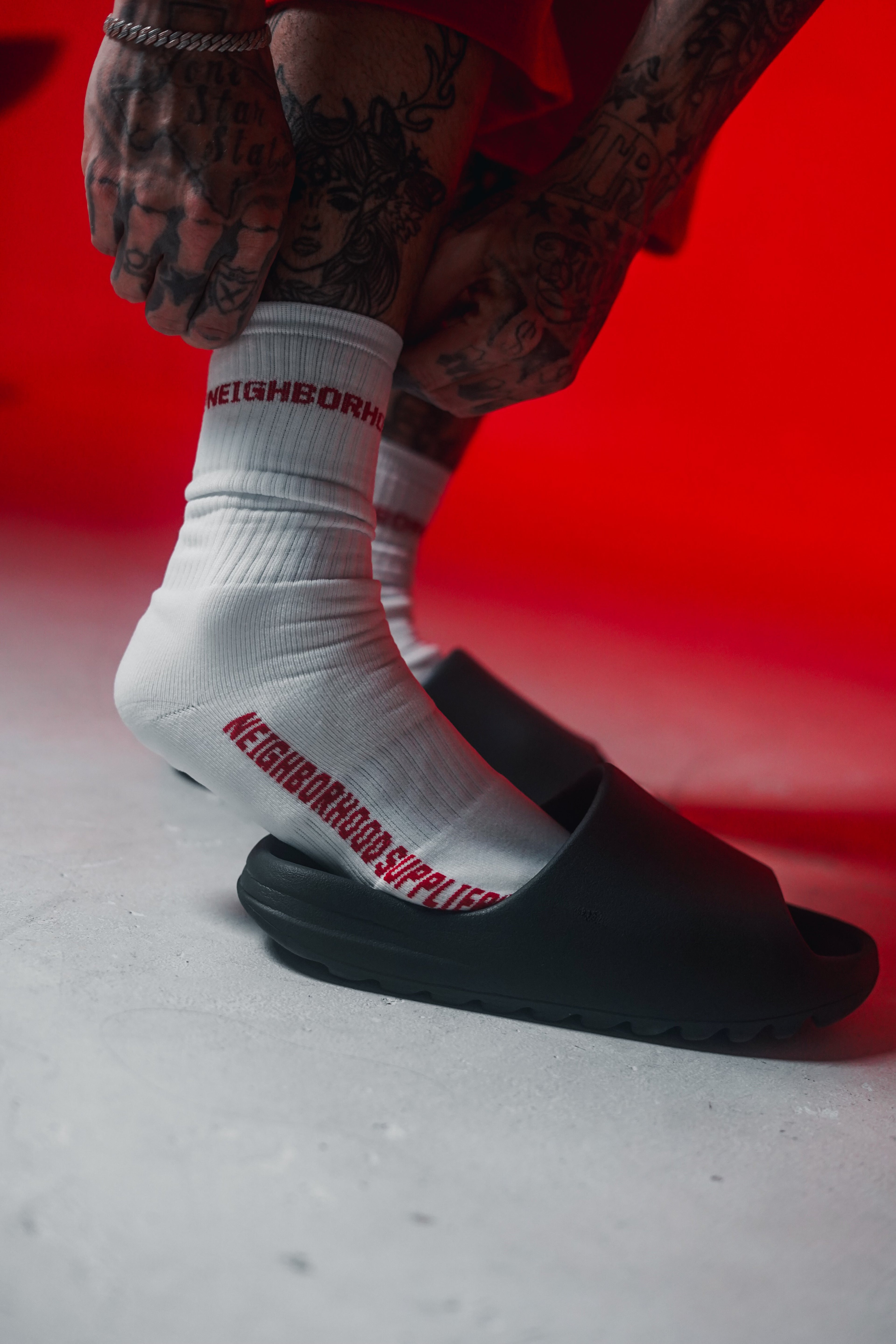 neighborhood supplier for hustler only crew socks red and white