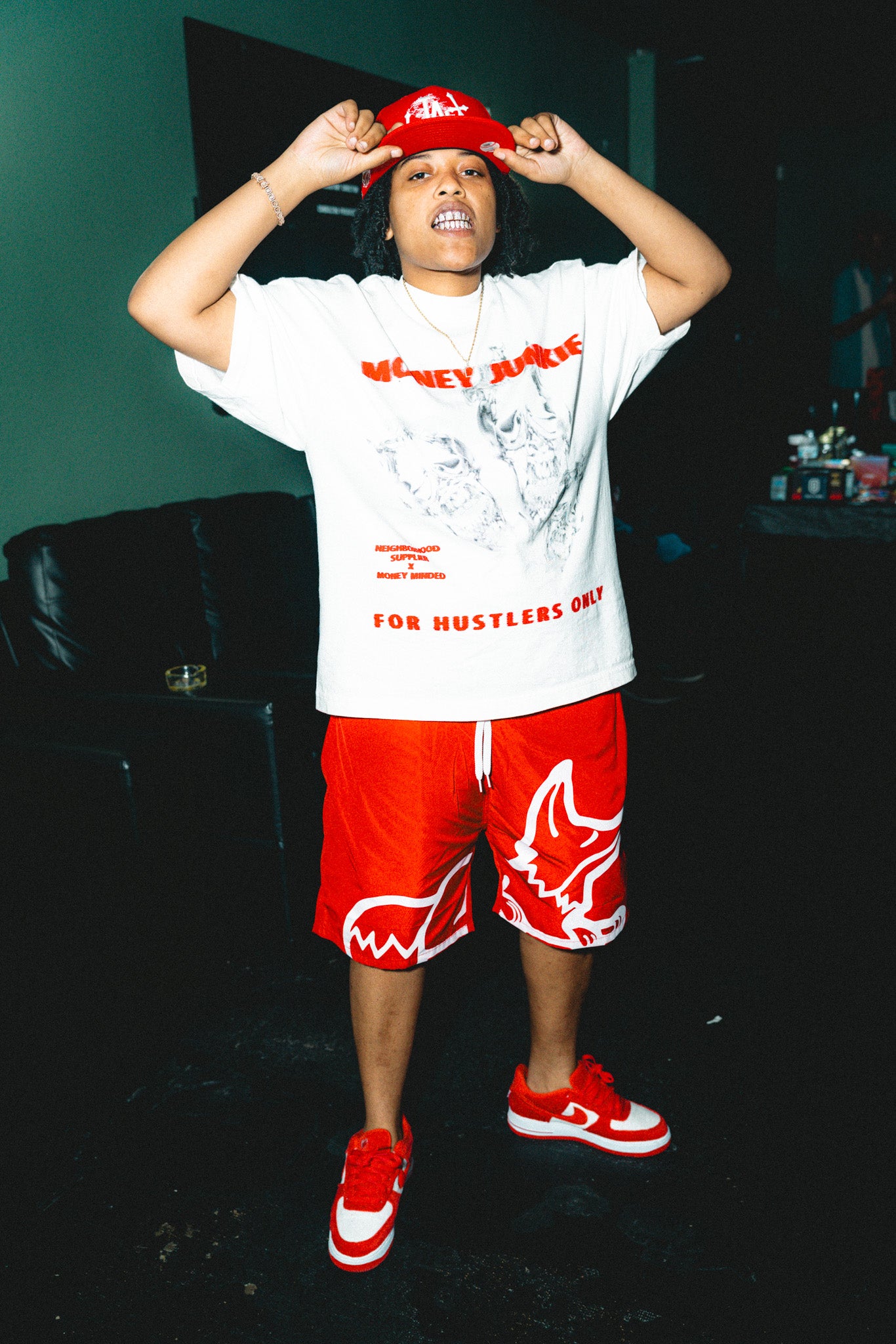 oversized white streetwear tee "no supply no loot"