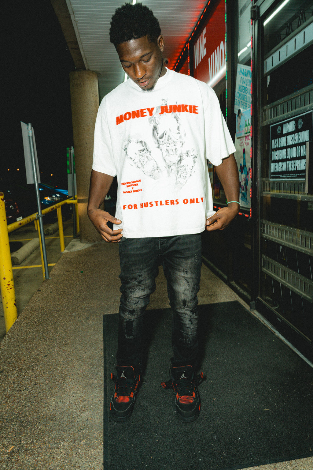 NO SUPPLY NO LOOT OVERSIZED TEE