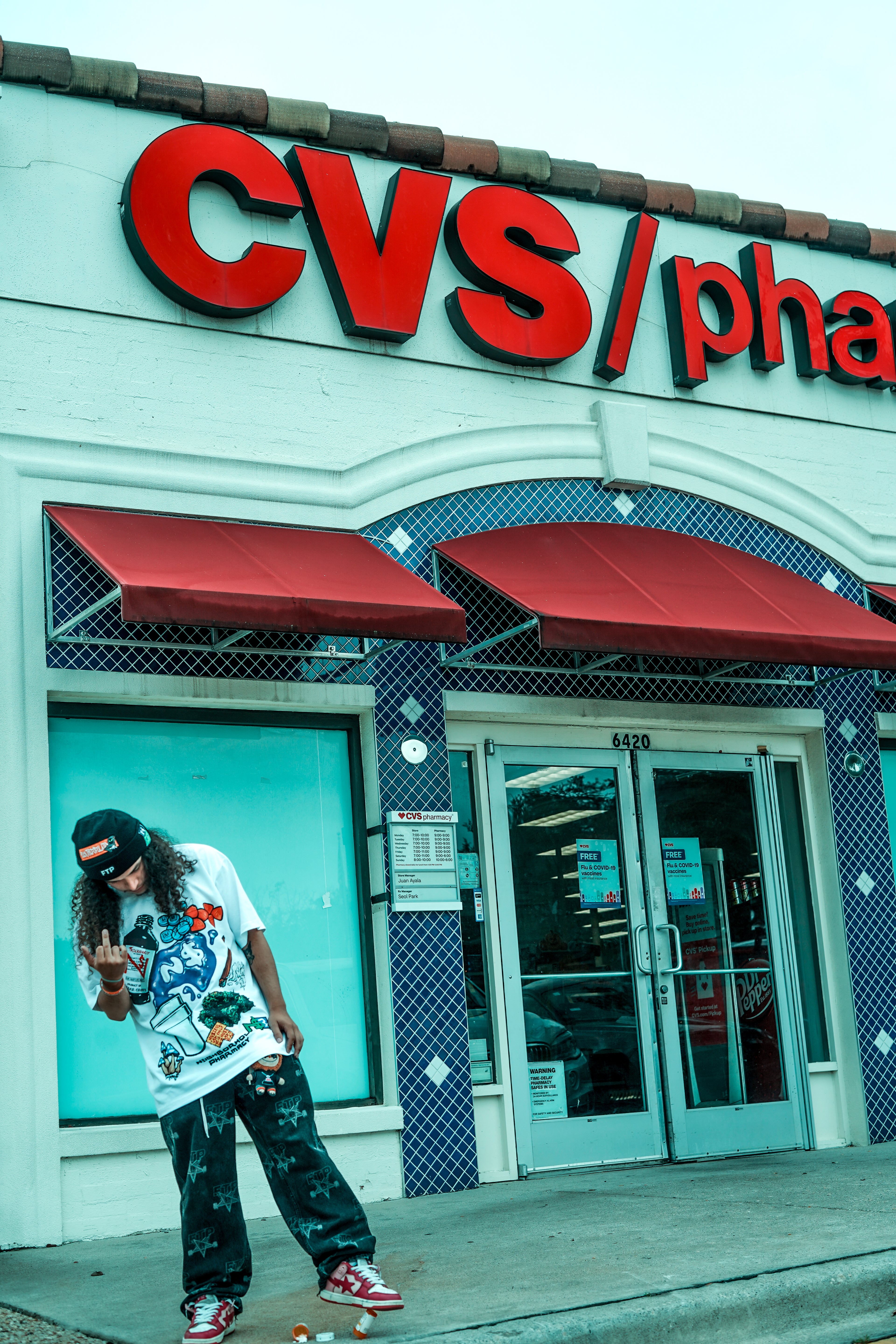 NEIGHBORHOOD PHARMACY TEE